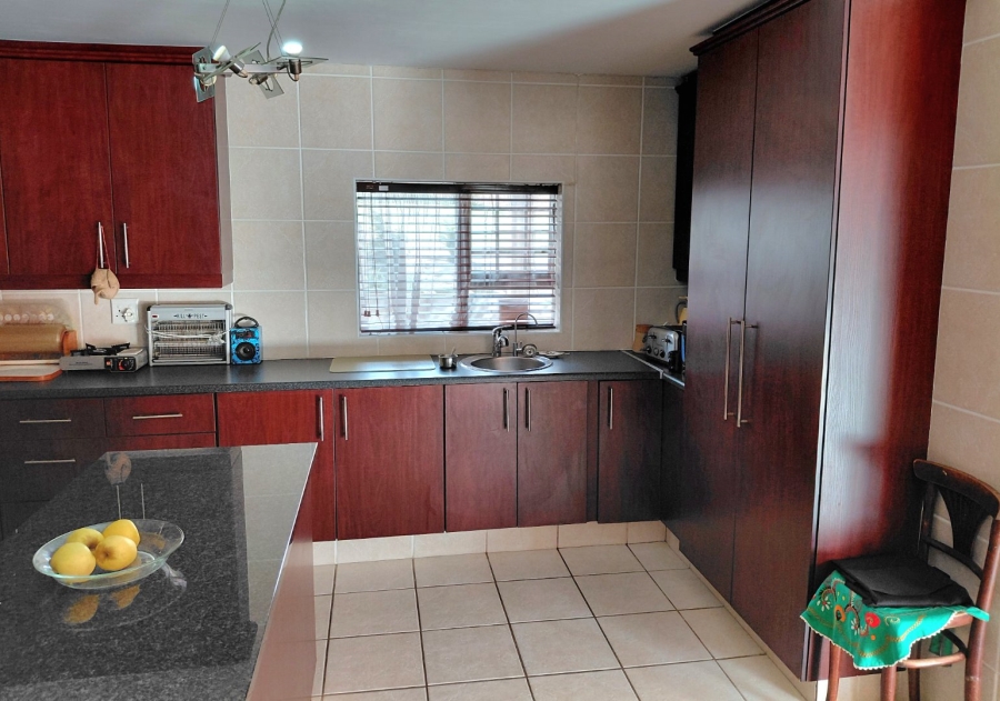 3 Bedroom Property for Sale in Dolphin Creek Golf Estate Western Cape